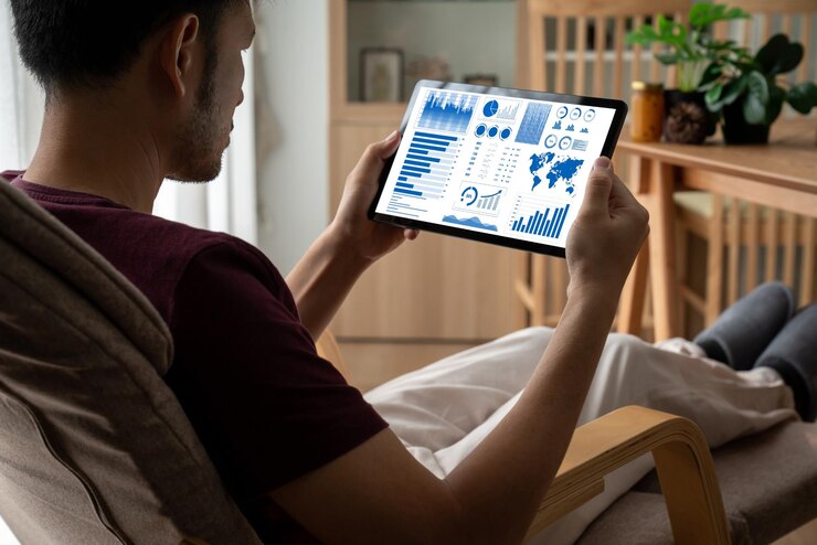 Data Storytelling with Interactive Dashboards